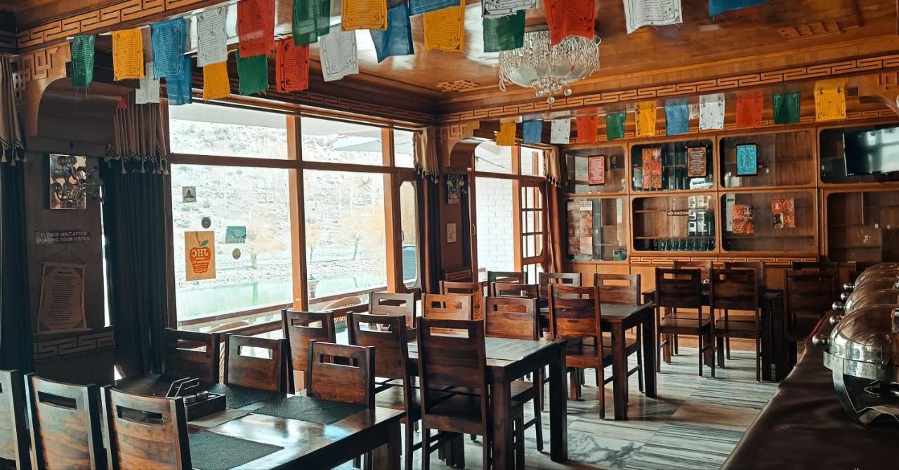 Hotel Lake View Nako Екстериор снимка