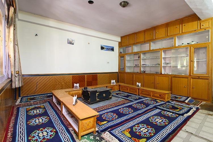 Hotel Lake View Nako Екстериор снимка