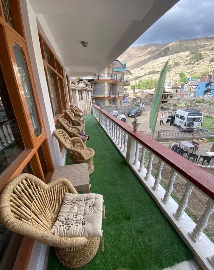 Hotel Lake View Nako Екстериор снимка